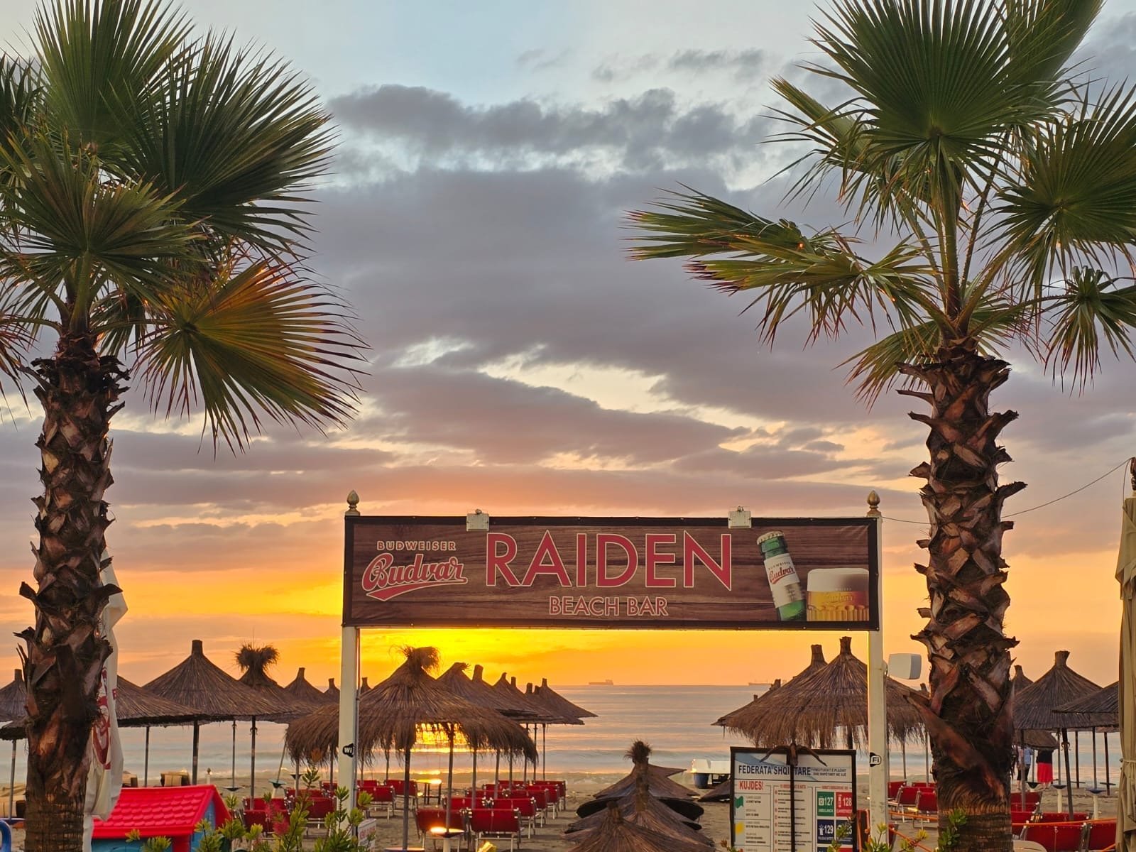 Beach Bar Raiden